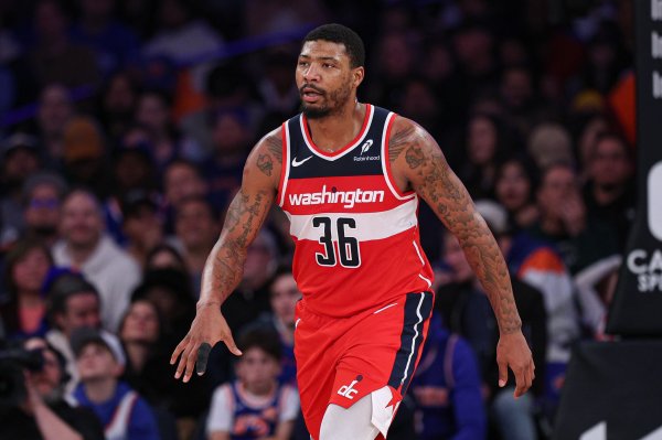 Tăng cường phòng thủ? Lakers và nhiều đội đã thảo luận về khả năng giao dịch của Seble & DAUSUM 