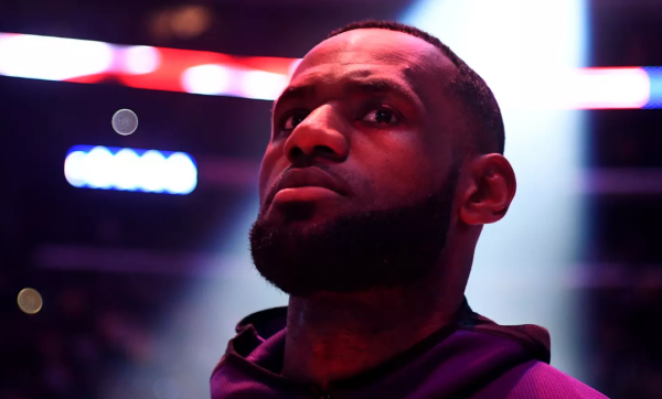 Chuyên gia Lakers: Kobe có thể dạy James một bài học, đó là cách nghỉ hưu