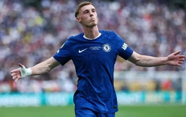 Manchester City đã giành giải thưởng Golden Ball liên tiếp, Chelsea đạt được một cú đánh lớn